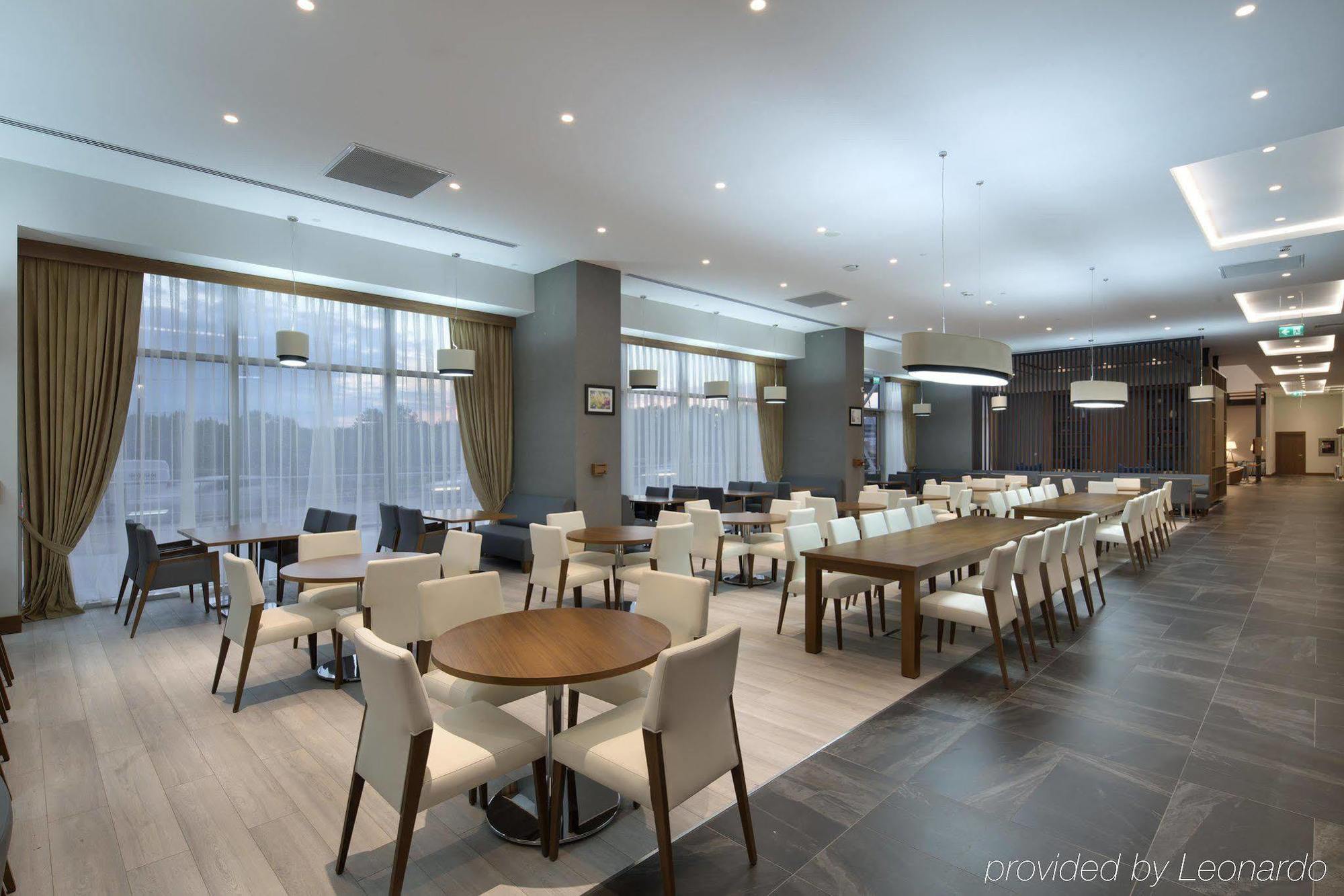 Hotel Hampton By Hilton Kocaeli Symbol Exterior foto